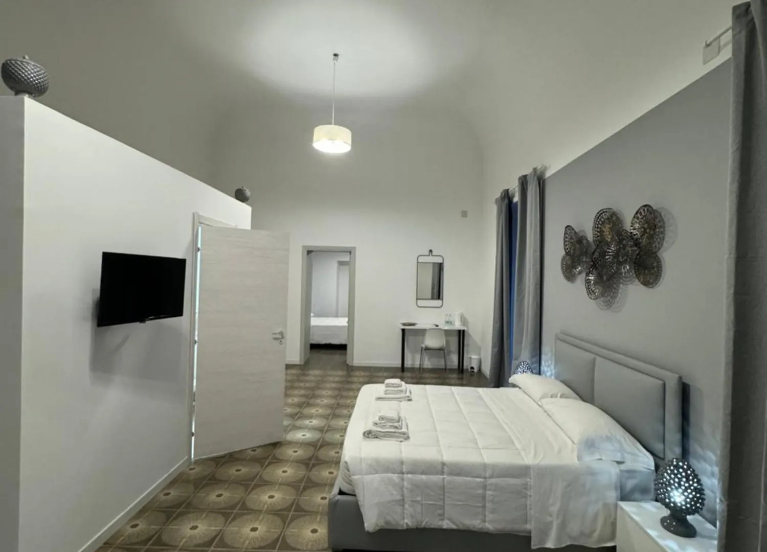San Giuliano Palace CTA